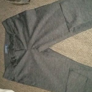 Old navy pixie mid rise size 2